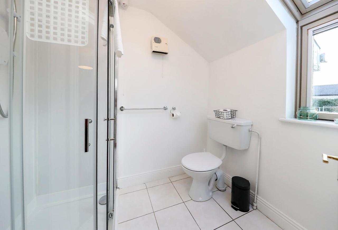 Two Bedroom Townhouse In The Heart Of Dungarvan Dungarvan  Exterior foto